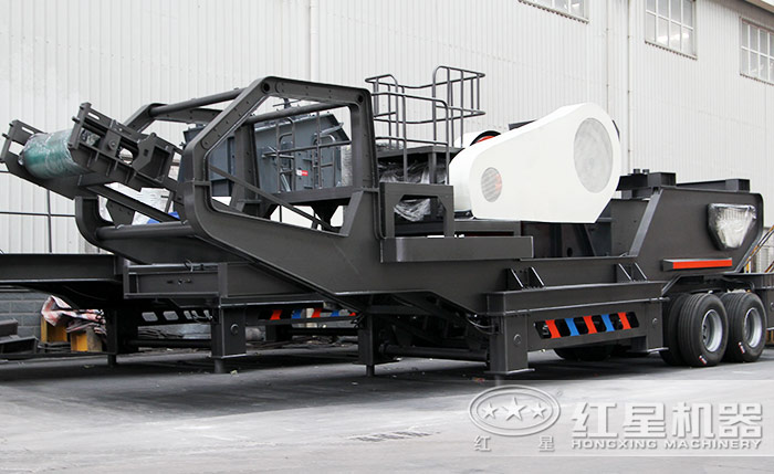 車(chē)載式破碎機(jī)實(shí)拍 車(chē)載式破碎機(jī)實(shí)拍