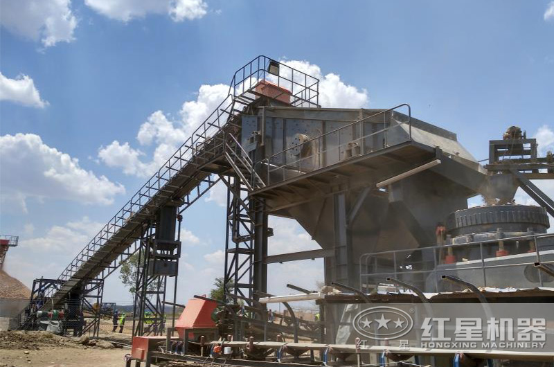 山皮石破碎、制沙生產(chǎn)作業(yè)現(xiàn)場