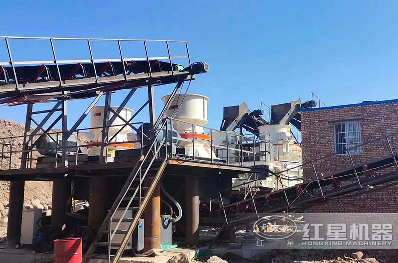 單缸圓錐破碎機(jī)加工現(xiàn)場實(shí)拍 單缸圓錐破碎機(jī)加工現(xiàn)場實(shí)拍