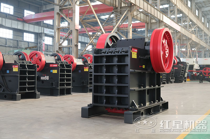 赤鐵礦破碎機(jī)設(shè)備有哪些？圖片及價(jià)格